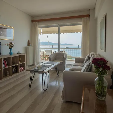 Seafront Grace Apartment *
